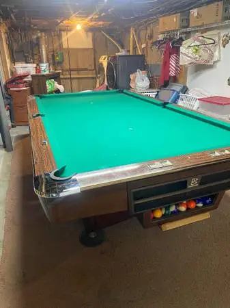 9 gold crown Brunswick pool table
