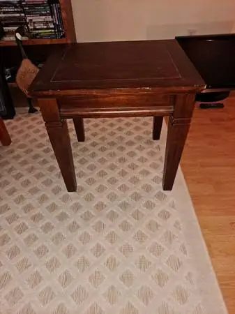 End table