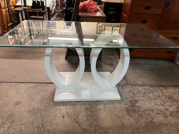 Artsy Glass top table