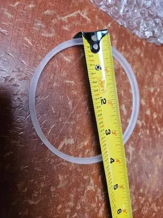 4 inch glass rings its a mystery!