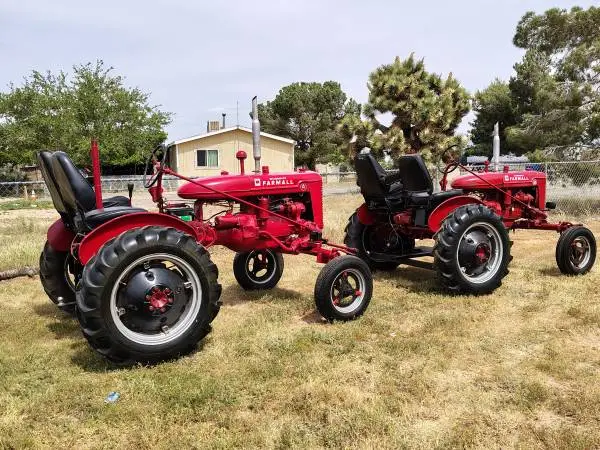 FARMALL INTERNATIONAL TRACTORS