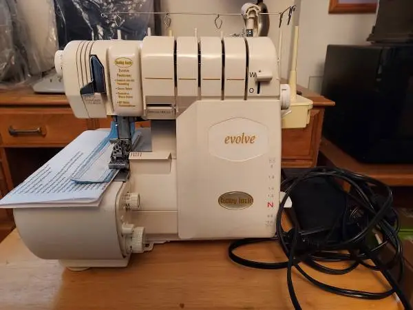 Baby Lock Evolve Jet-Air Threading Serger