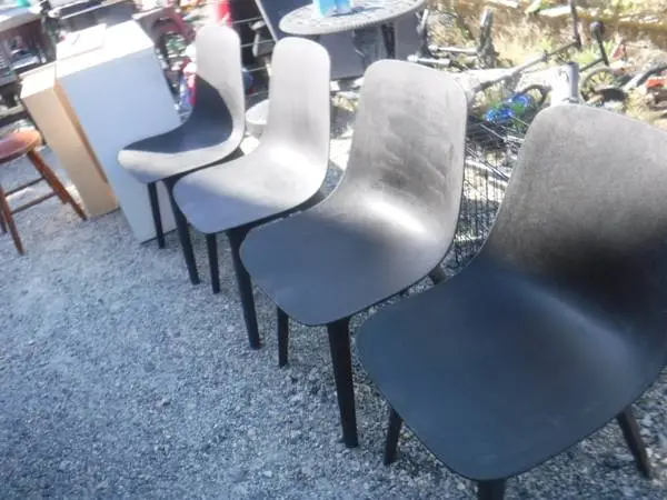 Set 4 Contemporary Resin Kitchen Chairs