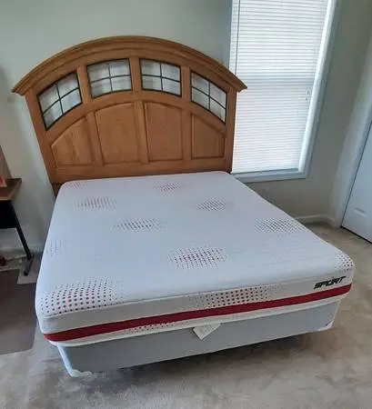 Complete Queen Size Bed: Sport 8 Memory Foam Mattress + (Foundation,