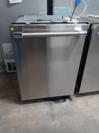 ★Thermador stainless steel dishwasher with stainless tub
