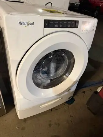 New open box whirpool washer front load 4.5 cu ft