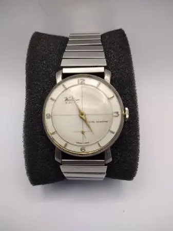 Vintage Walden Electra watch running