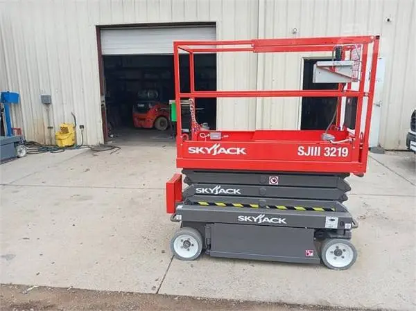 2017 SKYJACK SJ3219 19 SCISSORLIFT