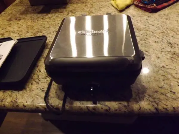 Cuisinart WAF-300 Belgian Waffle Maker