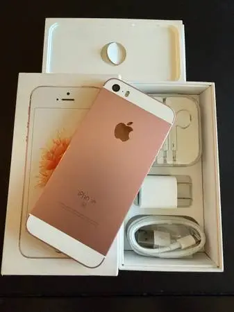 iPhone SE 1st 64GB Unlocked