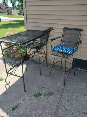 Bar high patio set