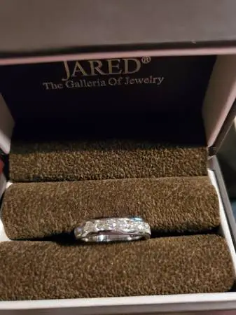 Stunning 1 CT. Diamond Engagement / Wedding Ring Never Worn