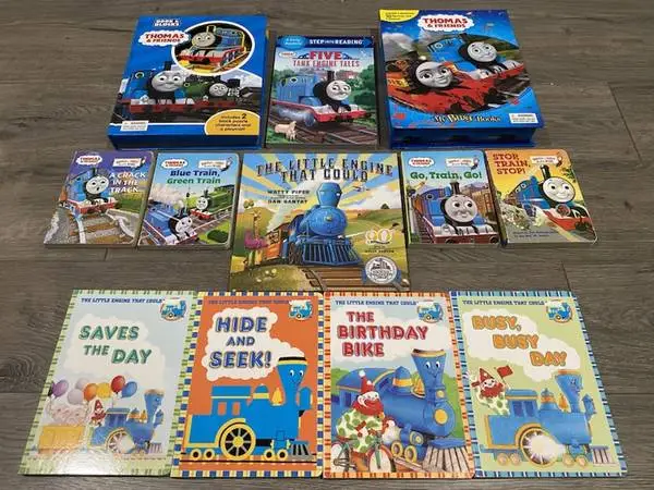 THOMAS & FRIENDS TRAIN BOOKS Busy Books, Board Books & Hardcover Books