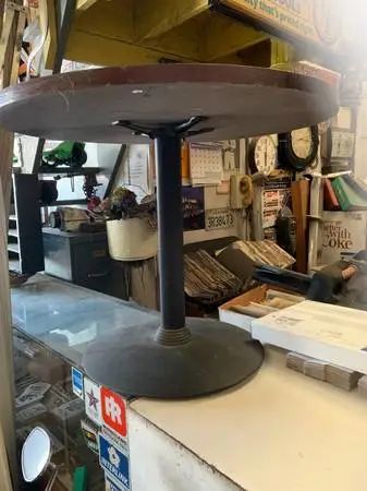 Table Round