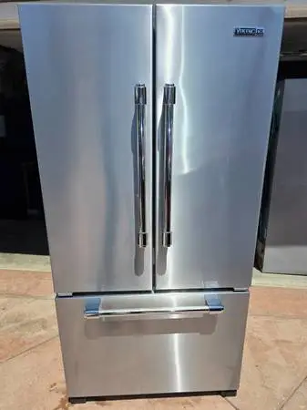 Viking Refrigerator countherdepth W36h70d28
