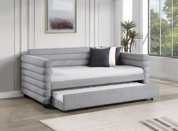 *Daybed with Trundle~So Many Daybeds and Trundles To Choose From~WOW!