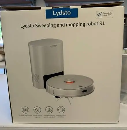 Brand new SWEEPING & MOPPING ROBOT VAC
