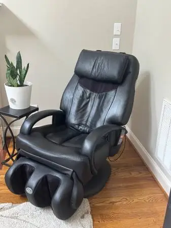 Human Touch Massage Chair $500 or best reasonable offer