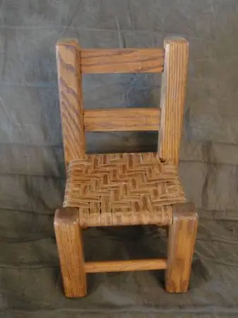 CUTE WOODEN BEAR/DOLL CHAIR