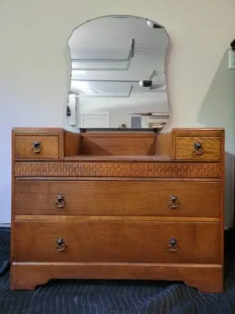 Vintage Oak Vanity Dresser Table with Mirror and carved details