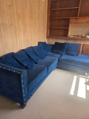 Nice couch, comfortable