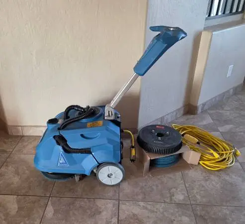 Global Industrial™ Electric Walk-Behind Corded Auto Floor Scrubber, 13