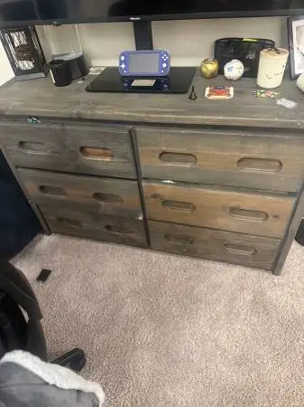 Rc Willy dresser