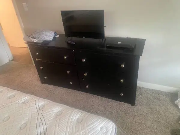 MUST SELL TONIGHT!! Bedroom Furniture