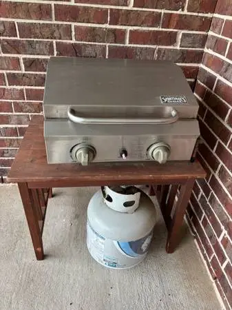 Portable Grill with Propane Tank