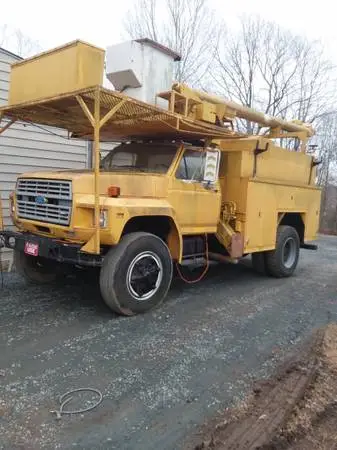 85 Ford Bucket truck 42169 original miles