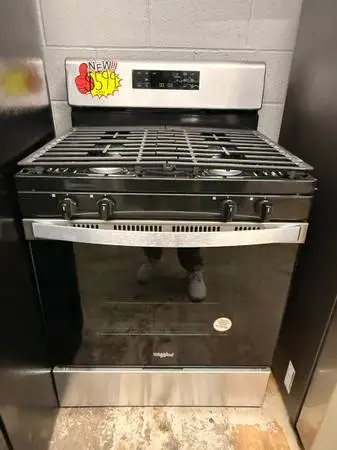 Open Box Whirlpool Stove