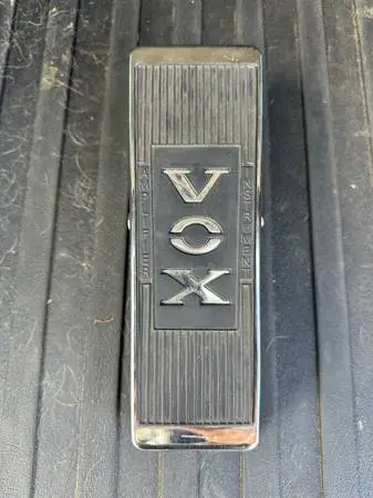 Vox V847 wah pedal