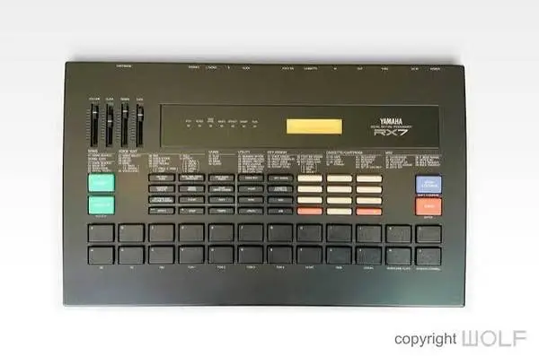 classic yamaha rx7 drum machine