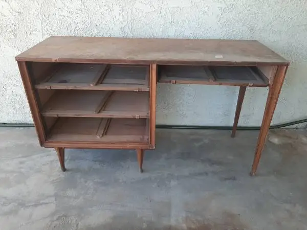 MCM Desk - MUST SEE!!!
