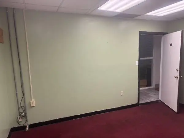 Office Retail Suite(s) Available Now
