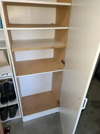 Storage cabinet