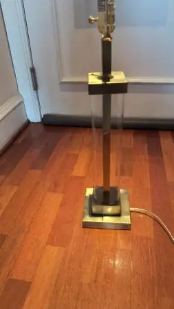 Lamp / light fixture bronze base!