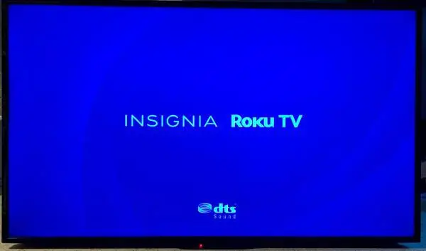 39 Insignia TV with remote AND total dimension wall mount