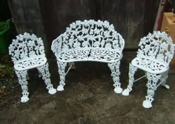 Antique Victorian 4-Piece Patio Bench, Chairs & Planter....