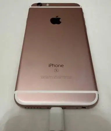 **~Beautiful IPhone 6s in Elegant Rose Gold  Color~**