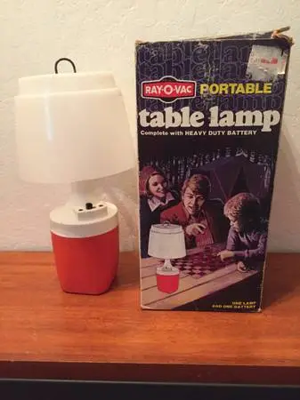 RAY.O.VAC PORTABLE TABLE LAMP VINTAGE 1970S