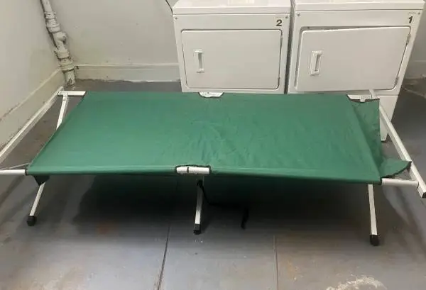 Adult Beach Sun Outdoor Camping Portable Folding Guest Sleeper Bed Cot