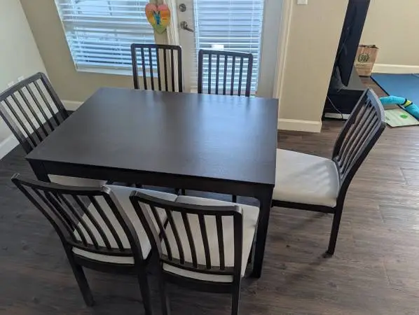IKEA Extendable dining table with six chairs