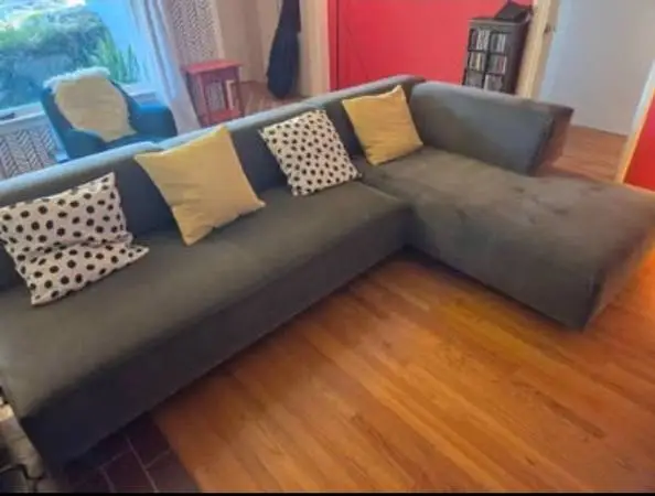 Modern Dark Grey Sectional Sofa with Chaise