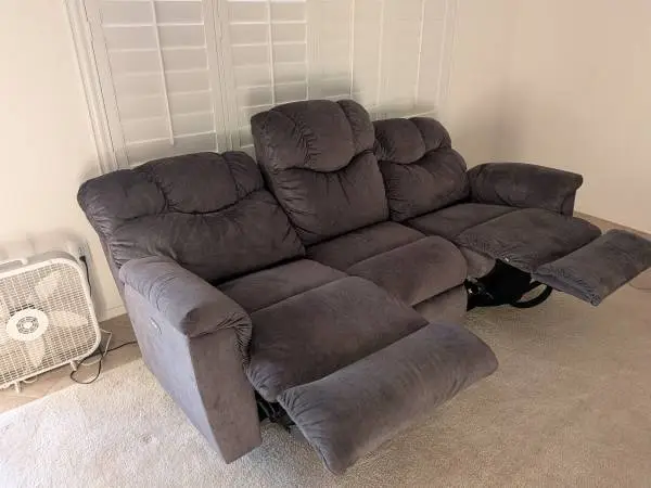 La-Z-boy electric recliner couch