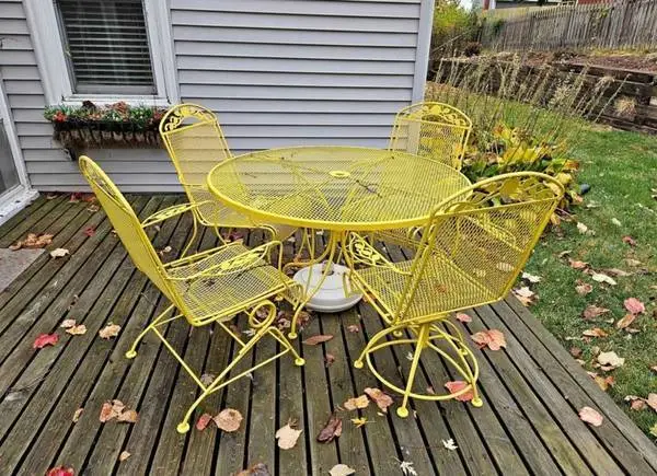 Juicy Fruit Yellow Vintage Wrought Iron Patio Table w/ Chairs