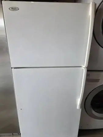 Whirpool refrigerator Apartment