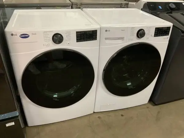 **LG WHITE FRONT LOAD, ELECTRIC WASHER DRYER SET**ON SALE NOW**
