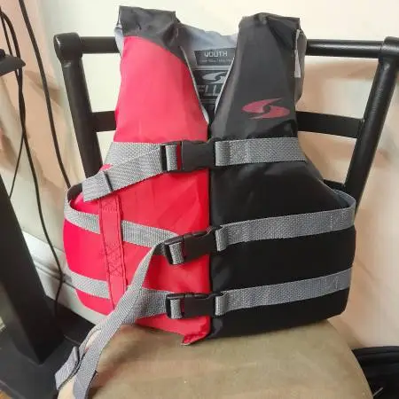 New! FLUID Youth Paddling Life Jacket and Vest, Unisex
