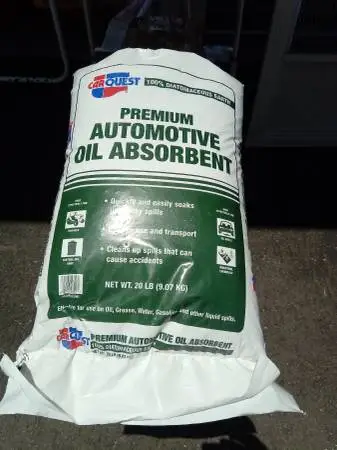 Automotive oil absorbent